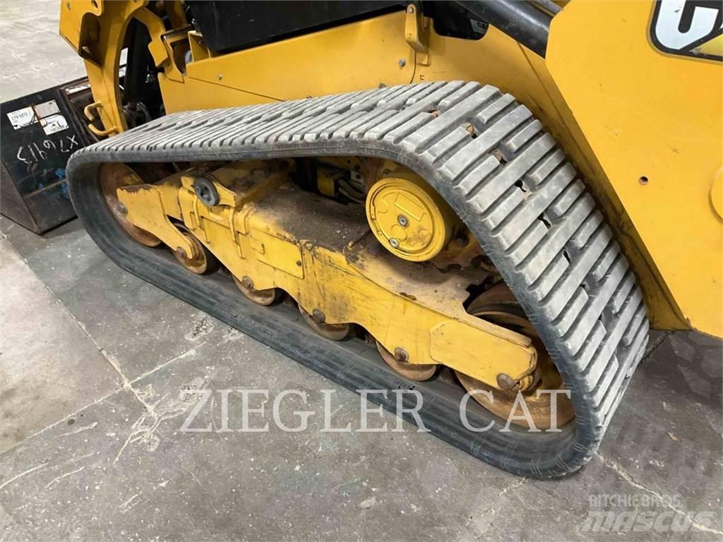 CAT 259D3 Bandlastare
