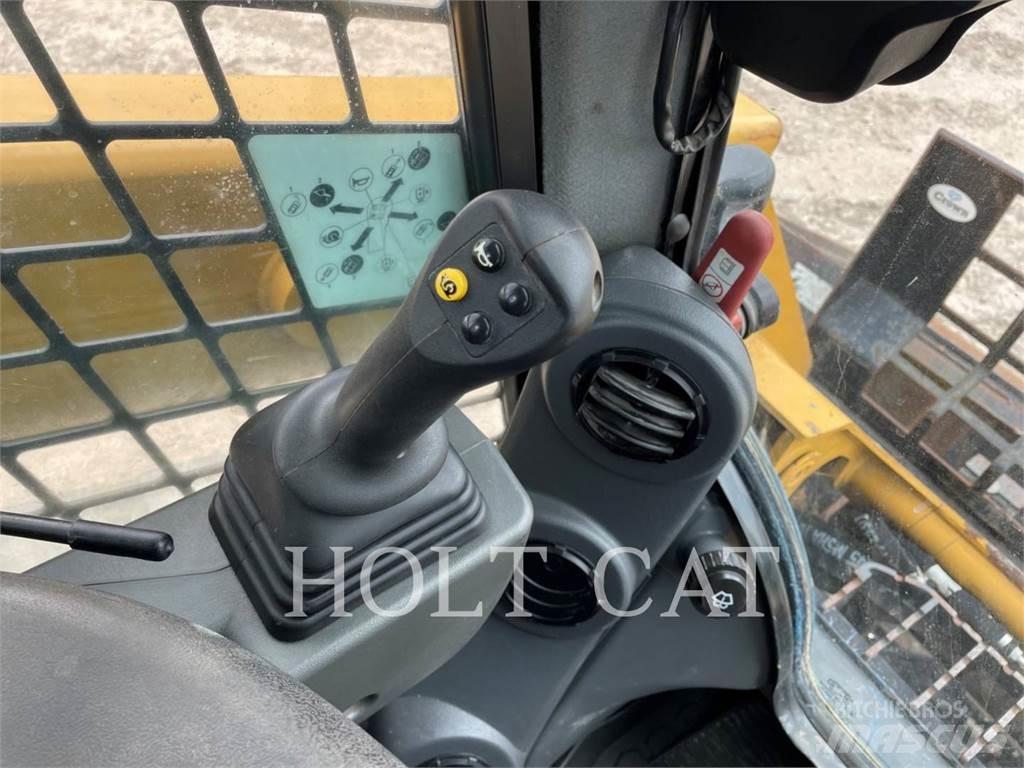 CAT 259D3 Bandlastare