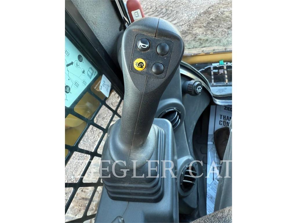 CAT 259D3 Bandlastare