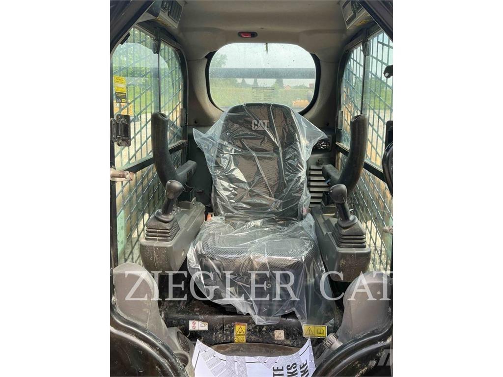 CAT 259D3 Bandlastare