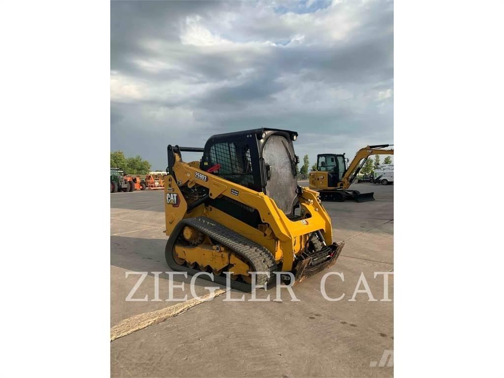 CAT 259D3 Bandlastare