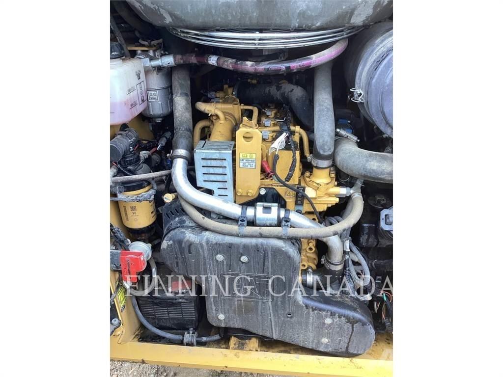 CAT 259D3 Bandlastare