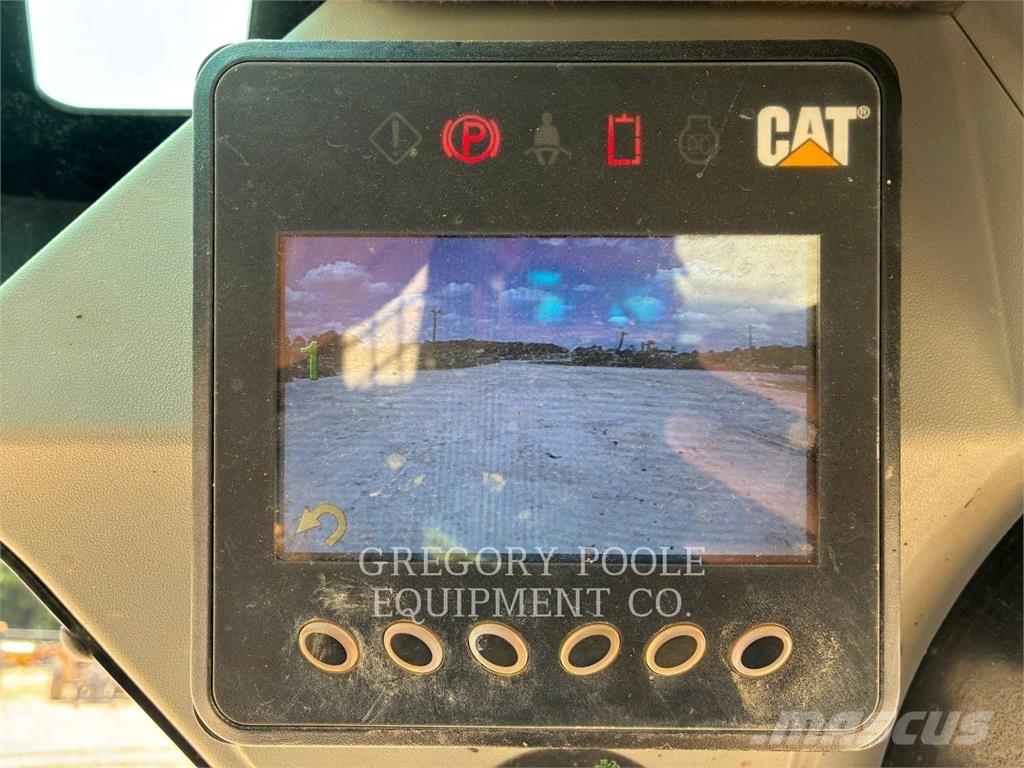 CAT 259D3 Bandlastare