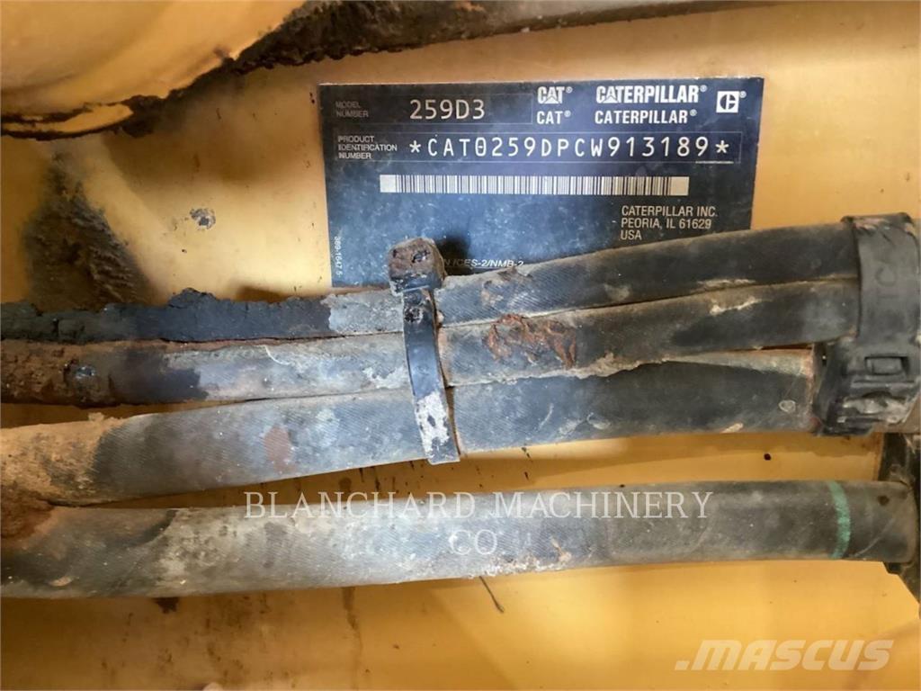 CAT 259D3 Bandlastare