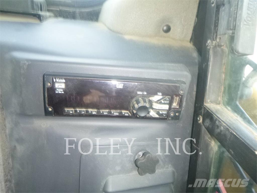 CAT 259D3 Bandlastare