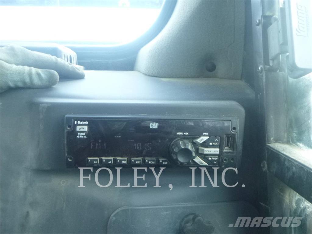 CAT 259D3 Bandlastare