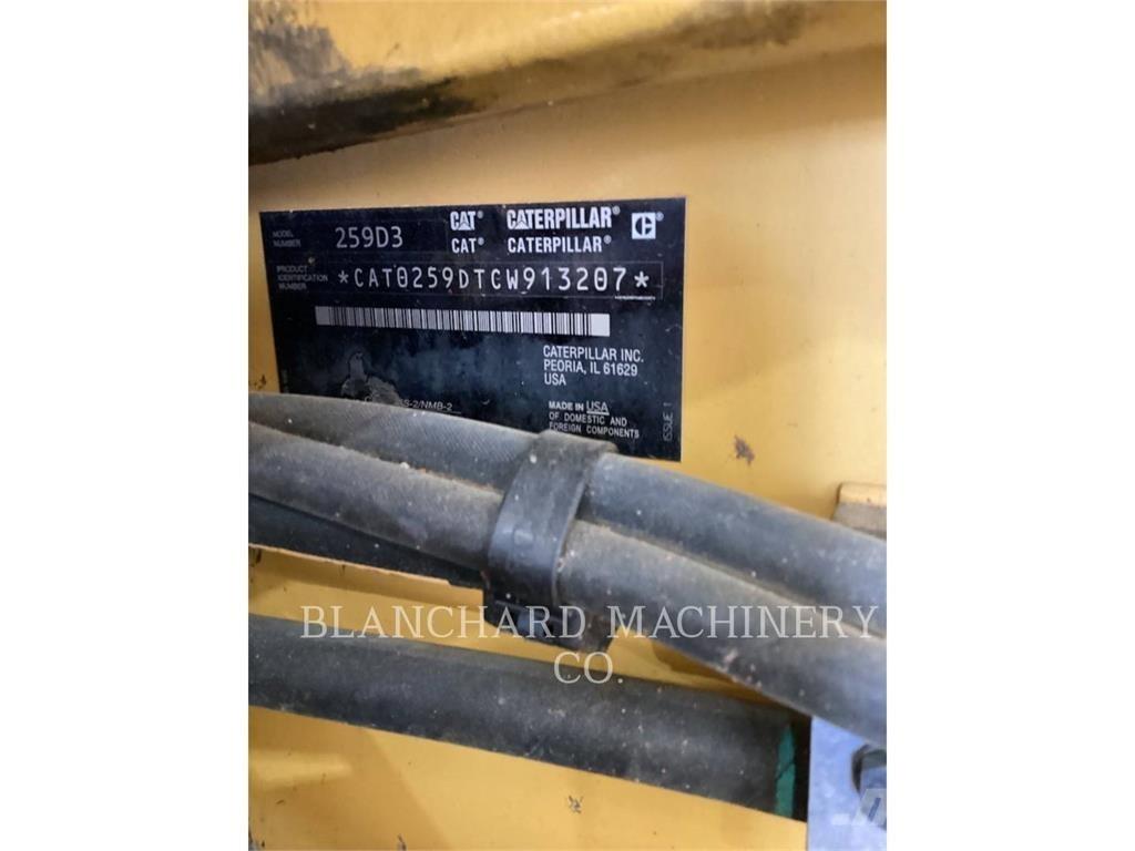 CAT 259D3 Bandlastare