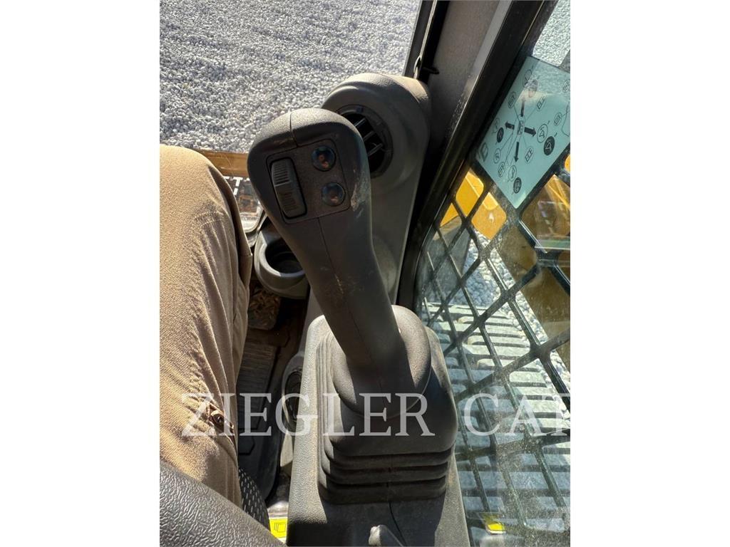 CAT 259D3 Bandlastare