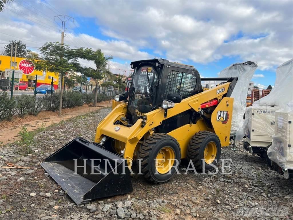 CAT 262 D Kompaktlastare
