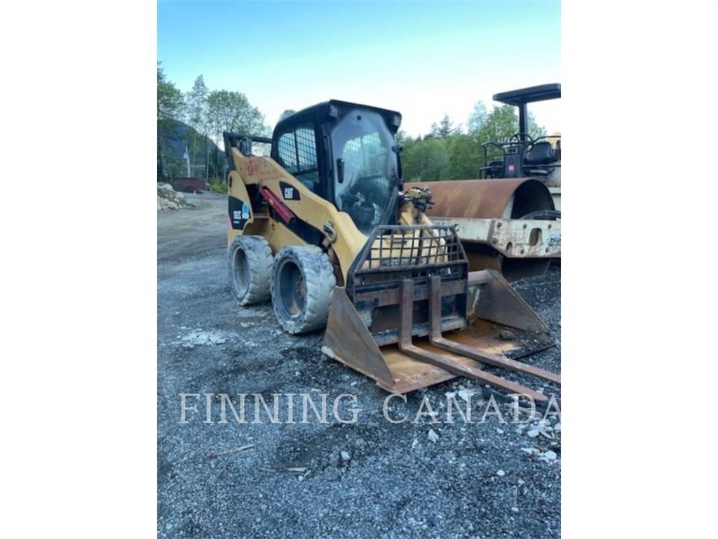 CAT 262C Kompaktlastare