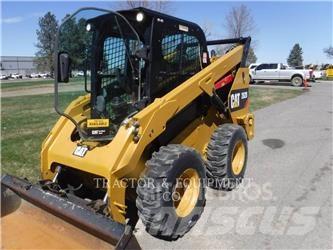 CAT 262D Kompaktlastare