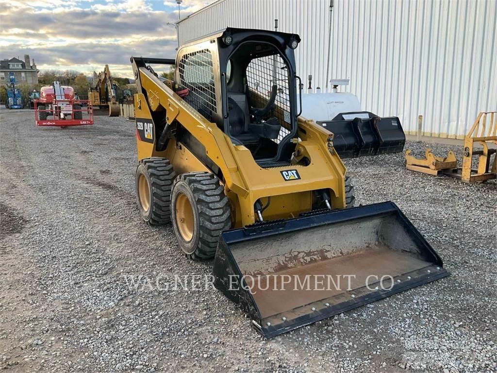 CAT 262D Kompaktlastare