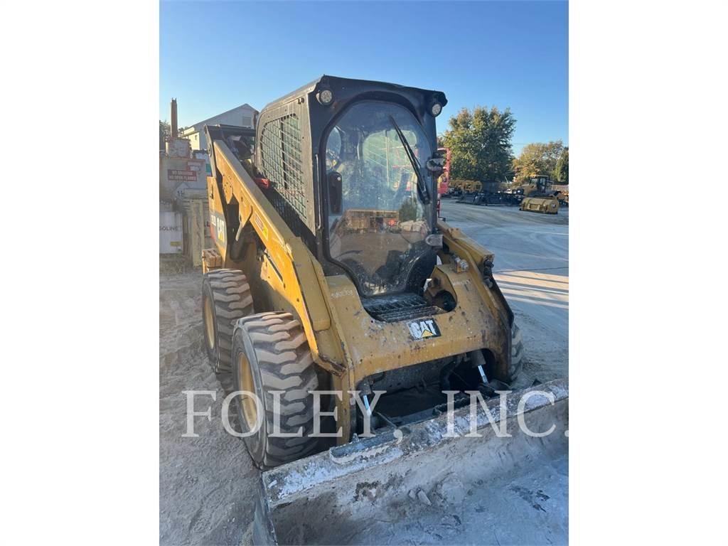 CAT 262D Kompaktlastare