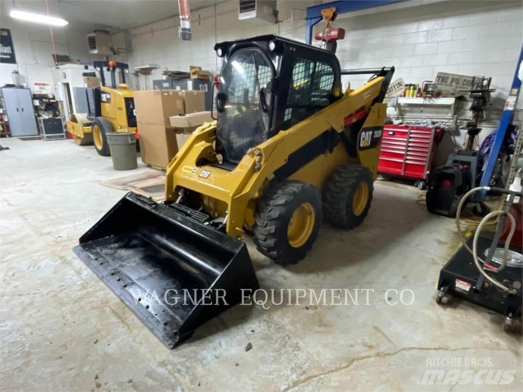 CAT 262D Kompaktlastare