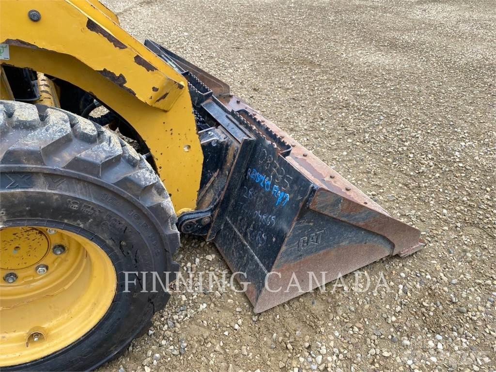 CAT 262D Kompaktlastare