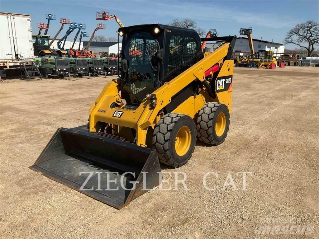 CAT 262D Kompaktlastare