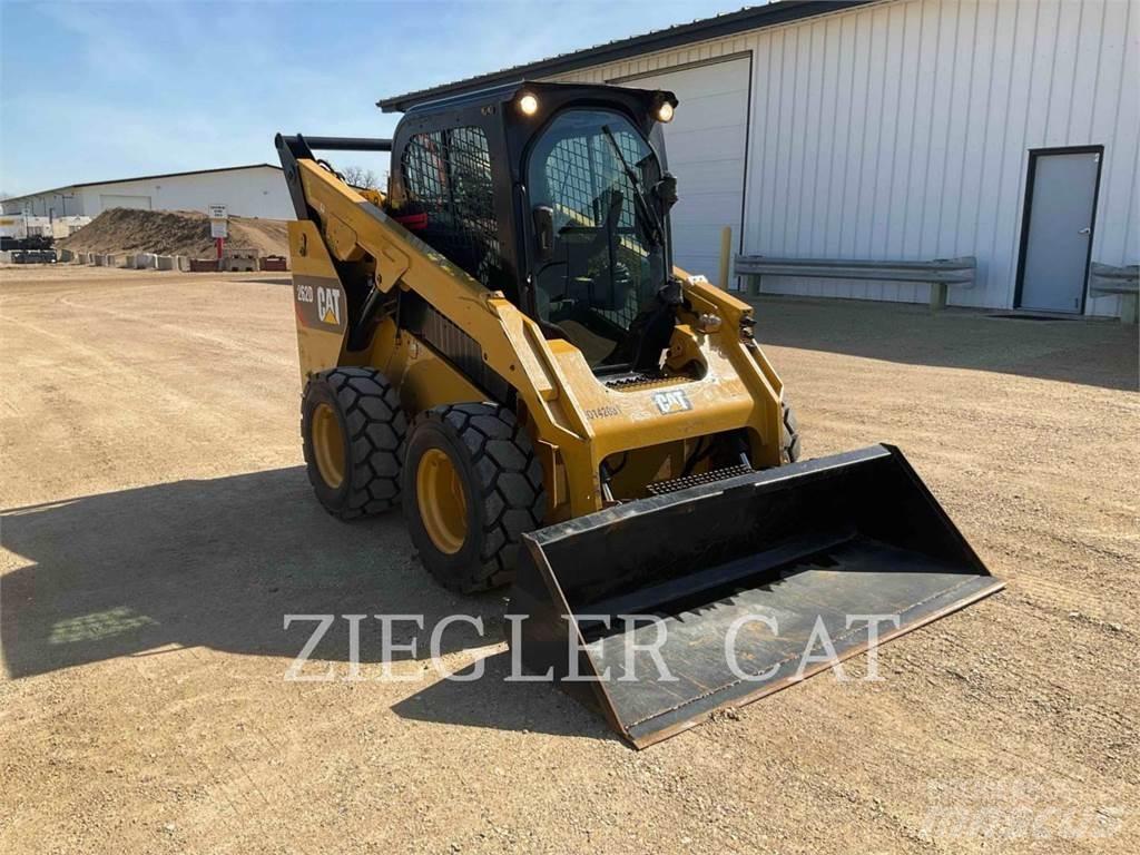 CAT 262D Kompaktlastare