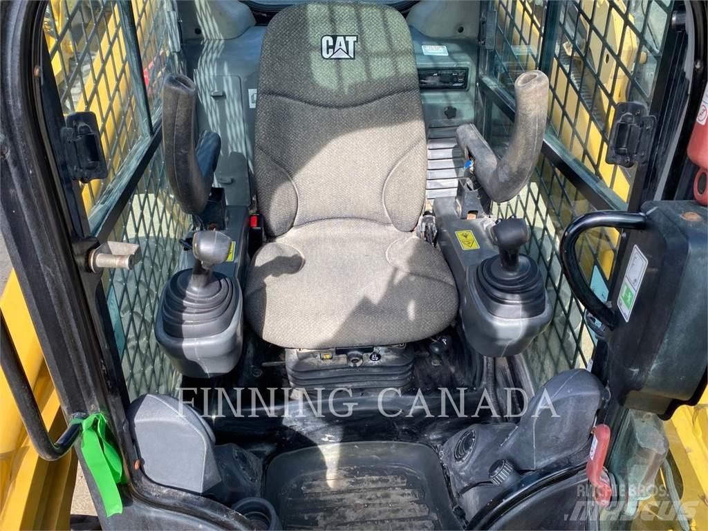 CAT 262D Kompaktlastare