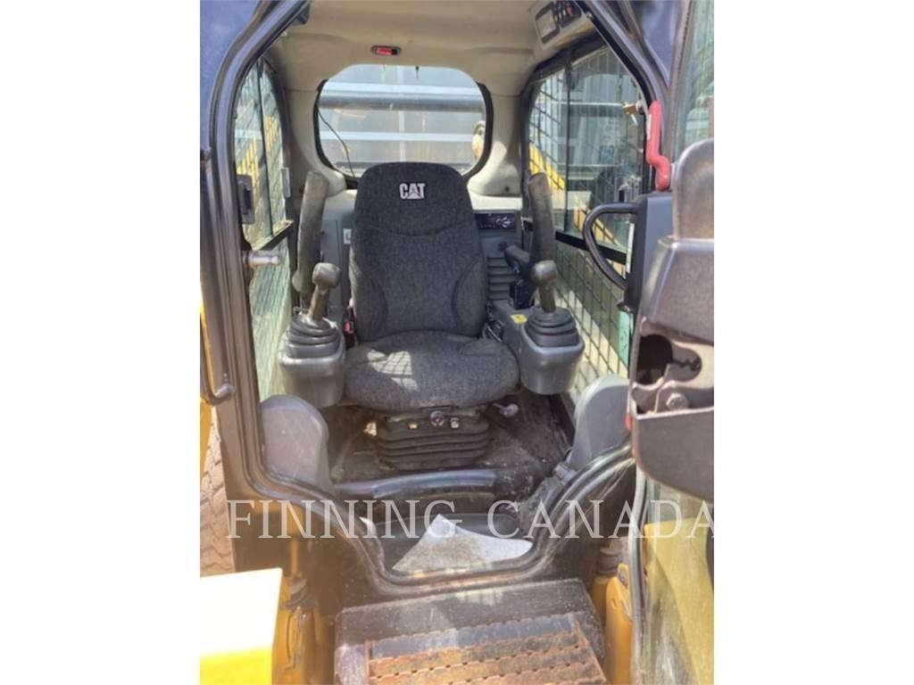 CAT 262D Kompaktlastare