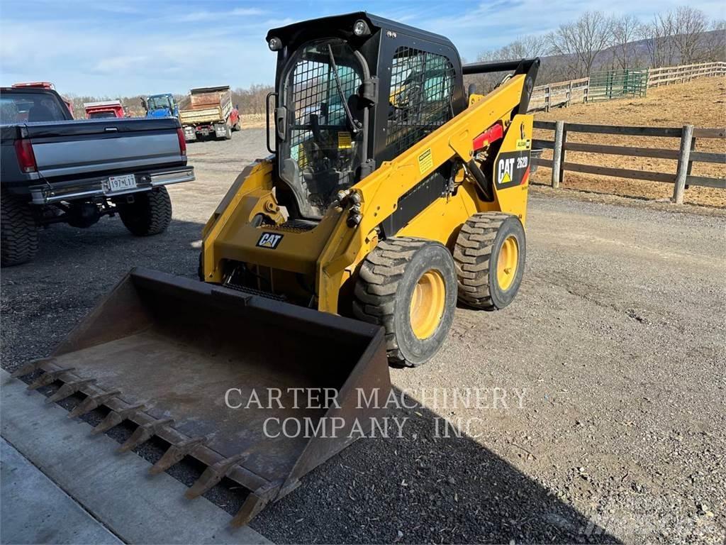 CAT 262D Kompaktlastare