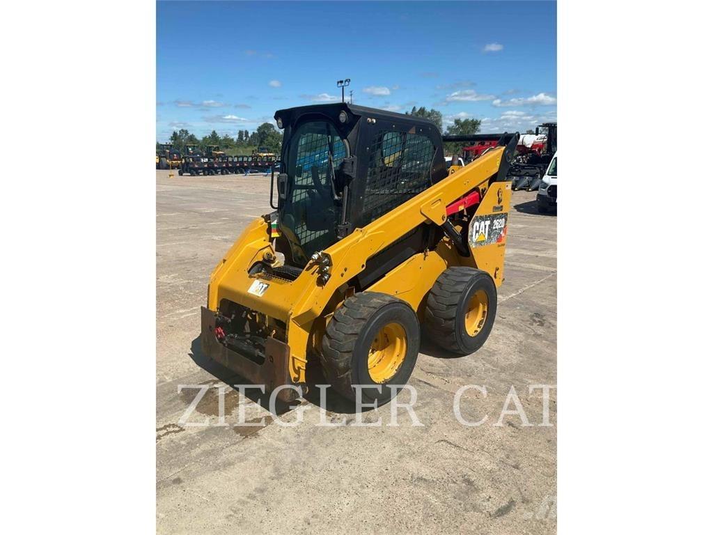 CAT 262D Kompaktlastare