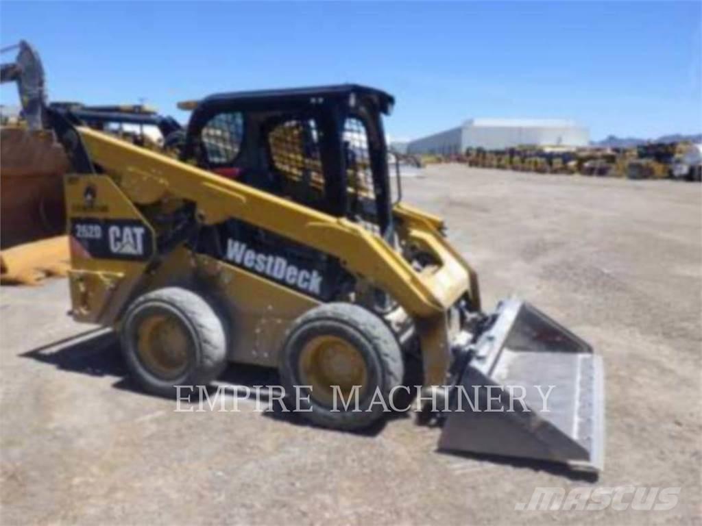 CAT 262D Kompaktlastare