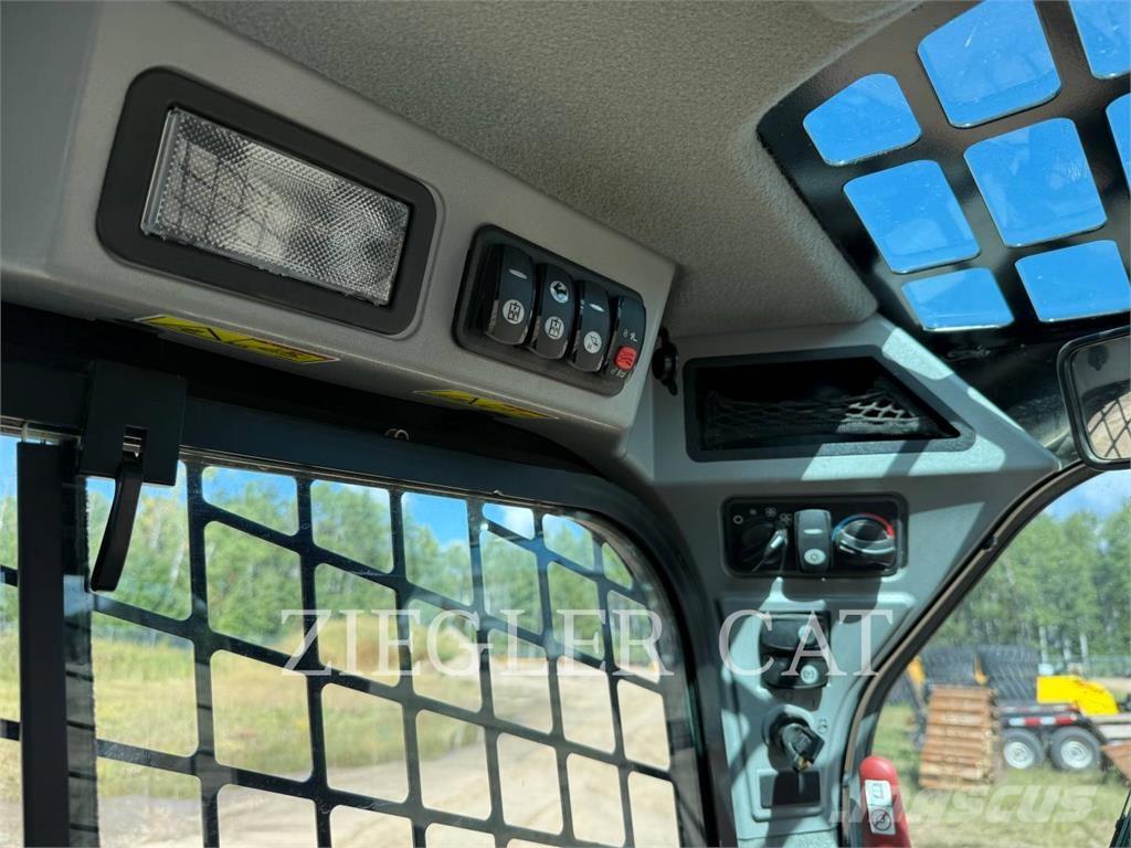 CAT 262D Kompaktlastare