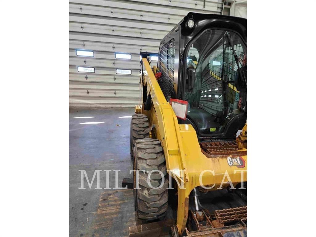 CAT 262D 3 Kompaktlastare