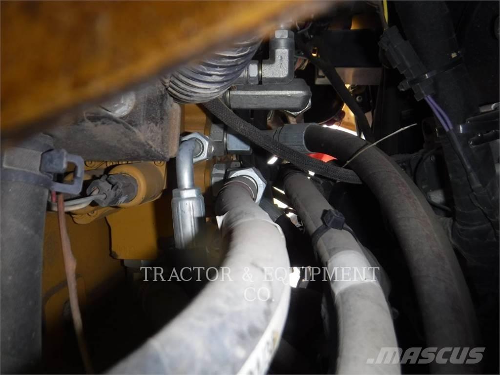 CAT 262D H2CB Kompaktlastare