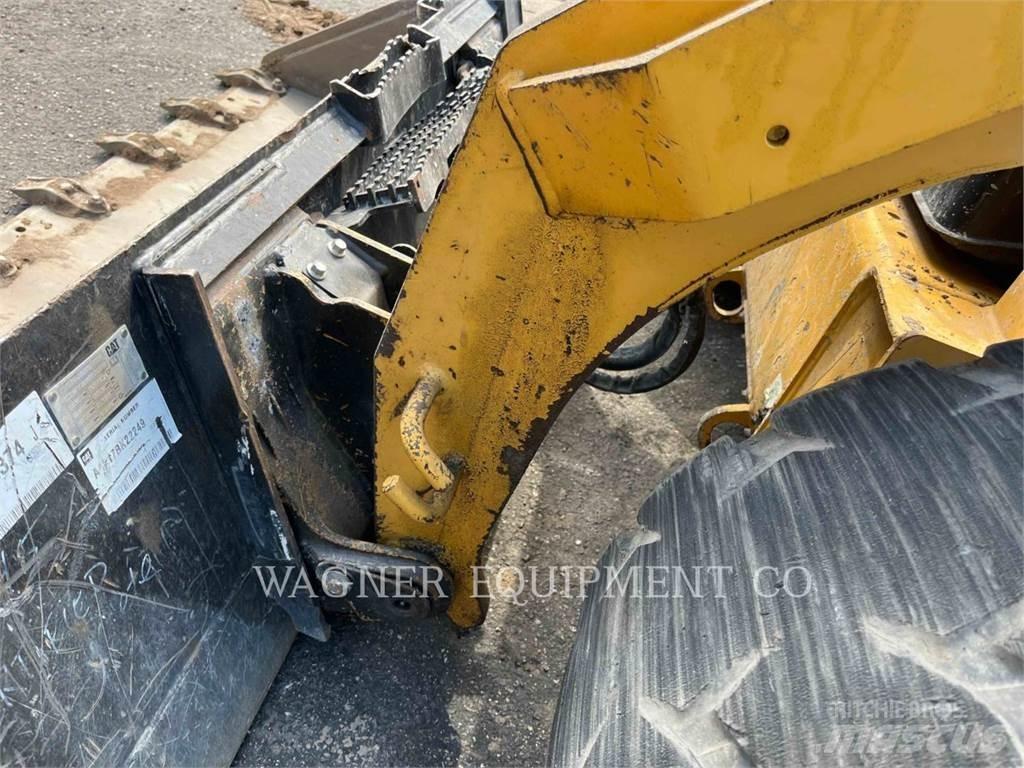 CAT 262D3 Kompaktlastare