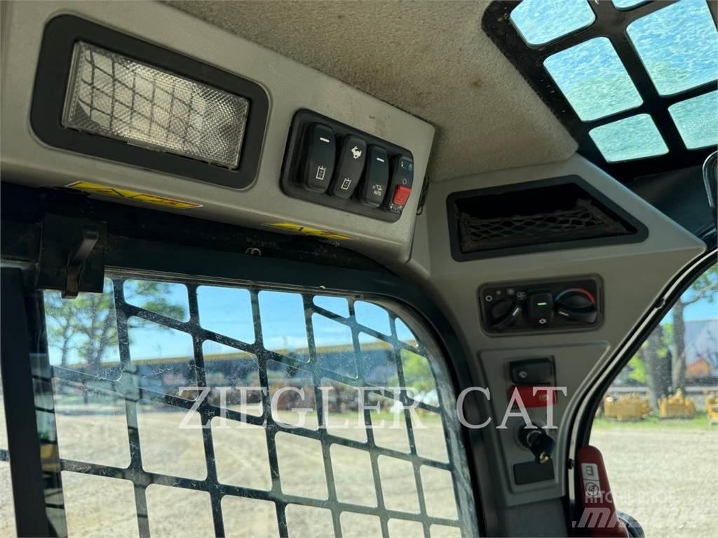 CAT 262D3 Kompaktlastare