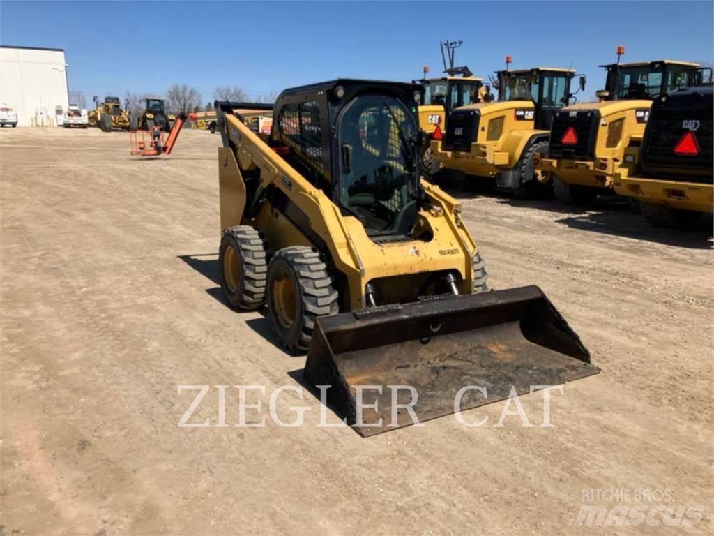 CAT 262D3 Kompaktlastare
