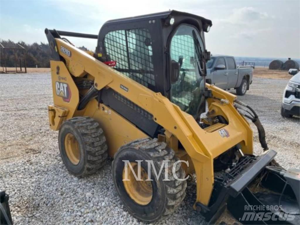 CAT 262D3 Kompaktlastare