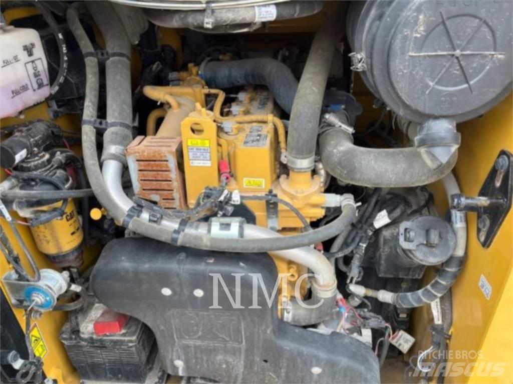 CAT 262D3 Kompaktlastare