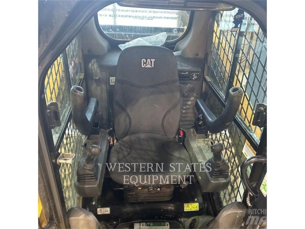 CAT 262D3 Kompaktlastare