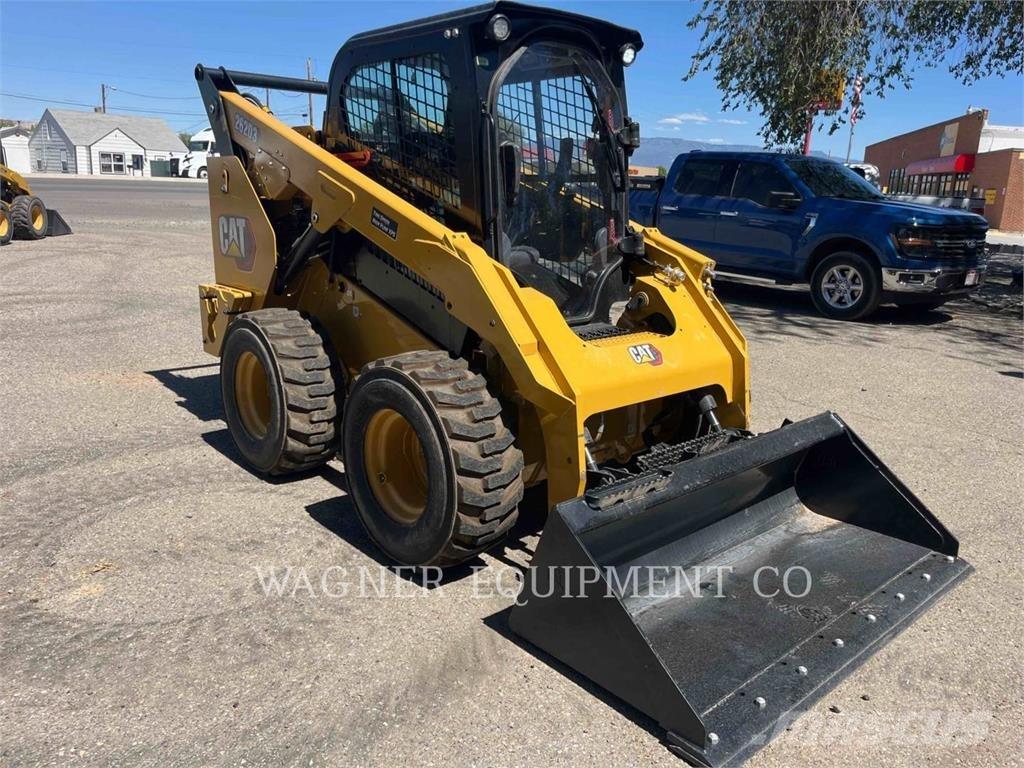 CAT 262D3 Kompaktlastare