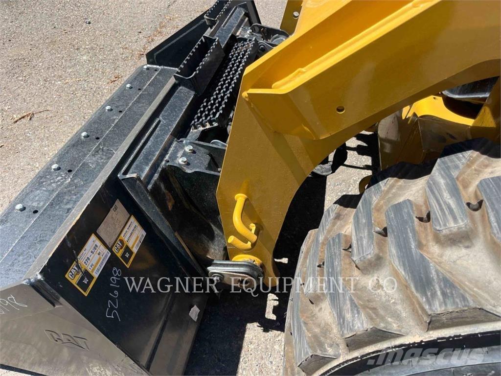 CAT 262D3 Kompaktlastare