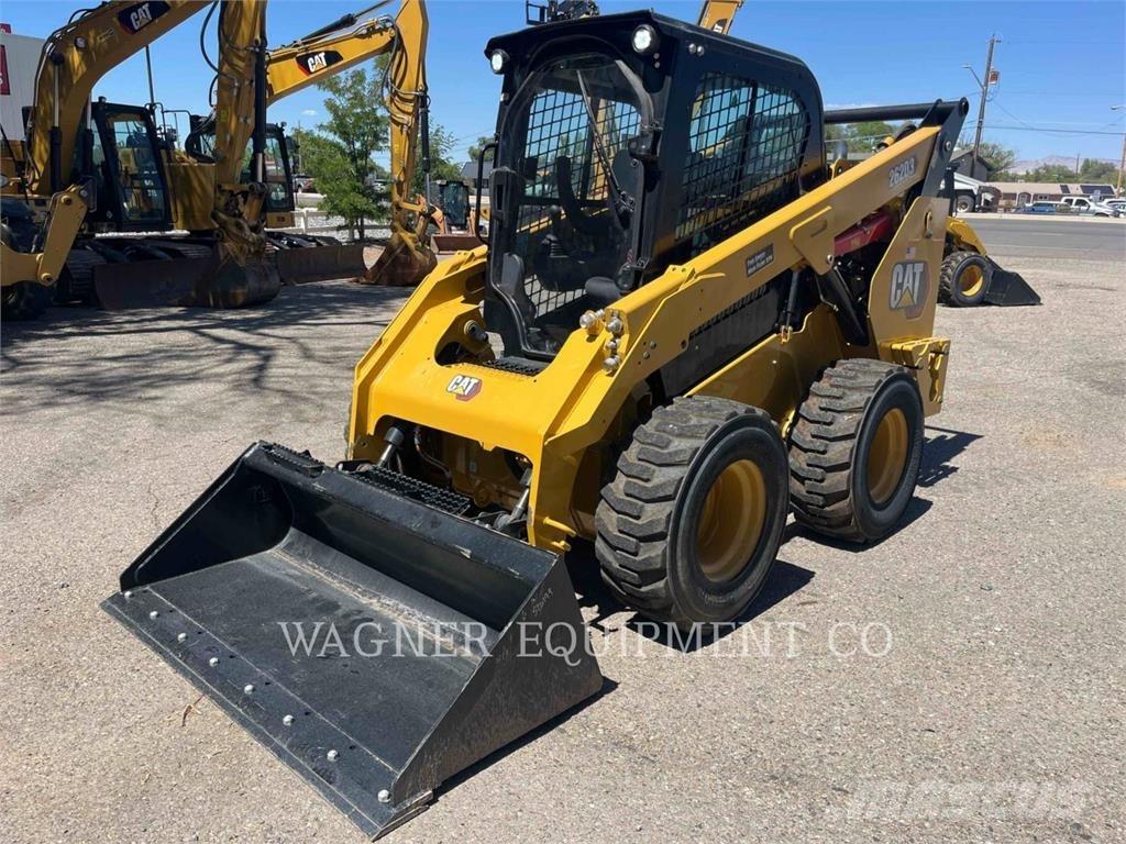 CAT 262D3 Kompaktlastare