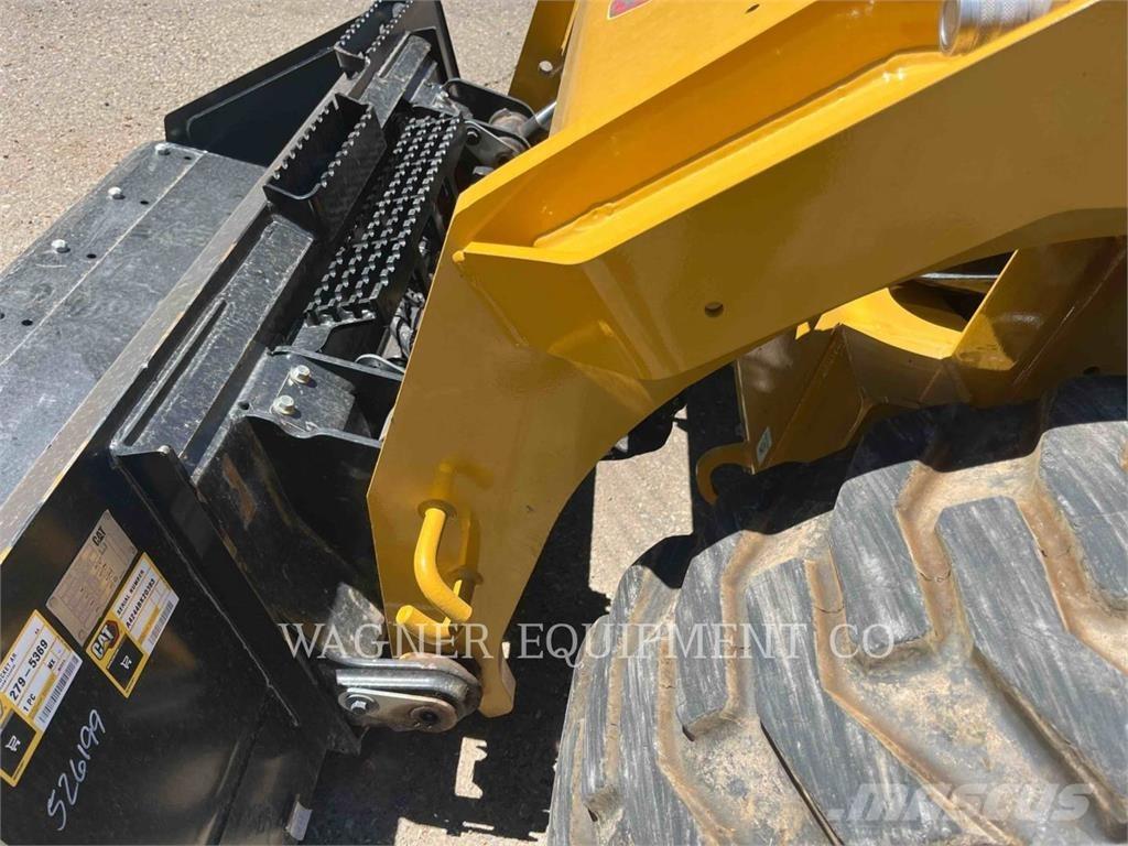 CAT 262D3 Kompaktlastare