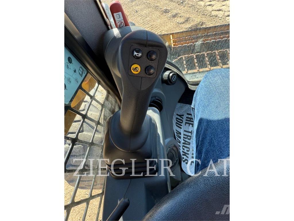 CAT 262D3 Kompaktlastare