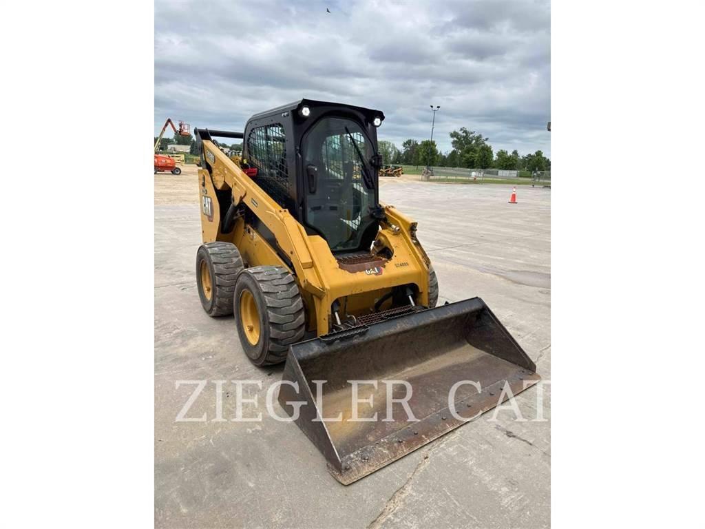 CAT 262D3 Kompaktlastare