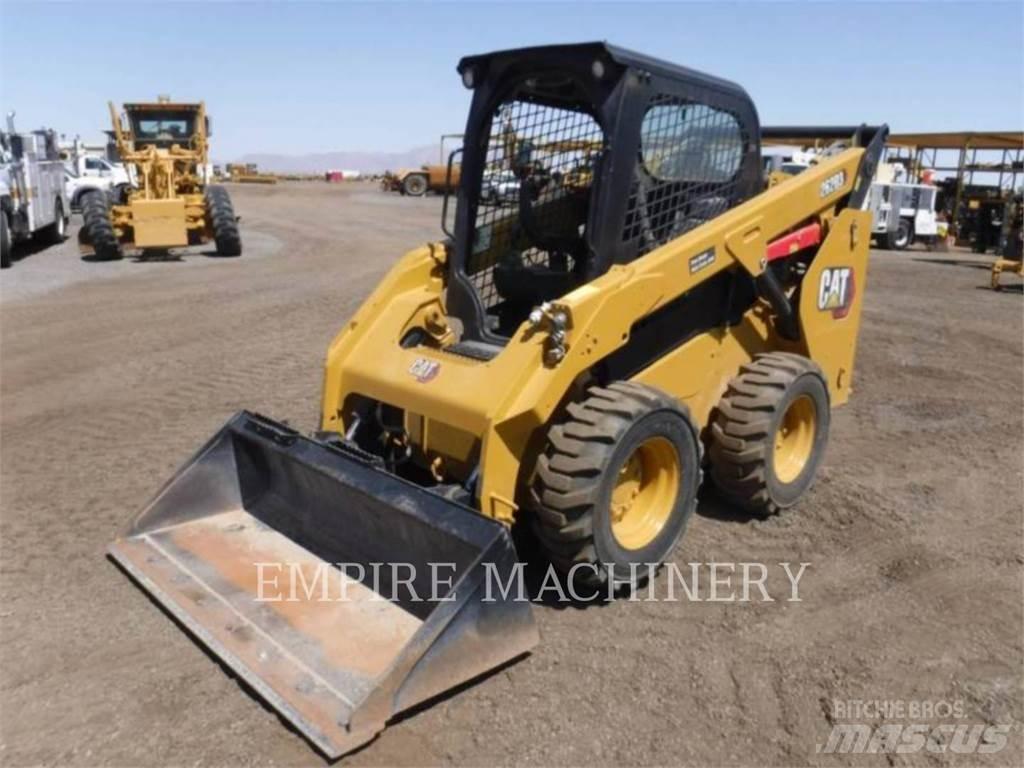 CAT 262D3 Kompaktlastare