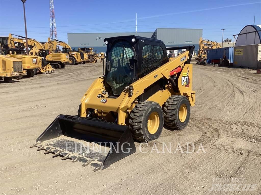 CAT 262D3 Kompaktlastare
