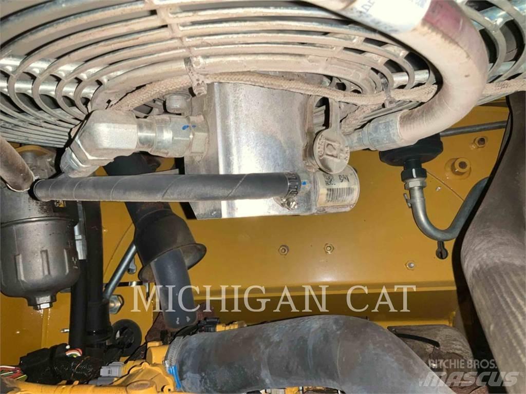 CAT 262D3 A2HQR Kompaktlastare