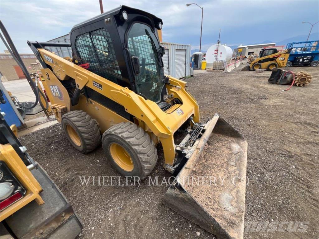 CAT 262D3 C3HF Kompaktlastare