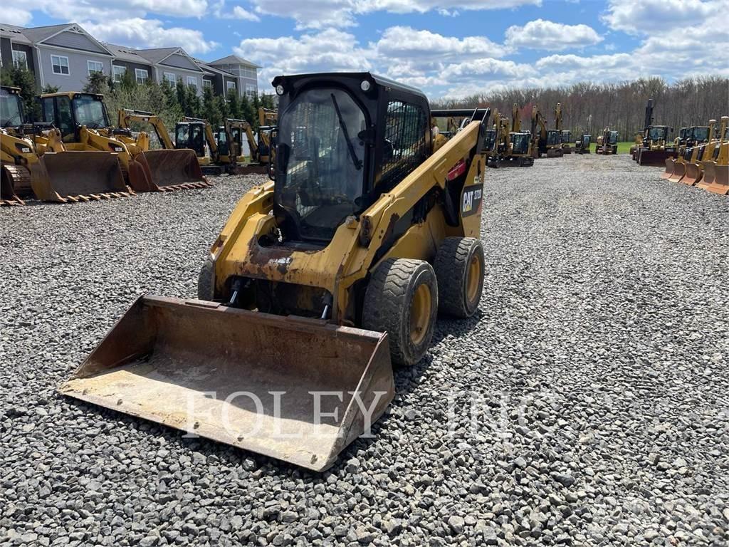 CAT 272D Kompaktlastare