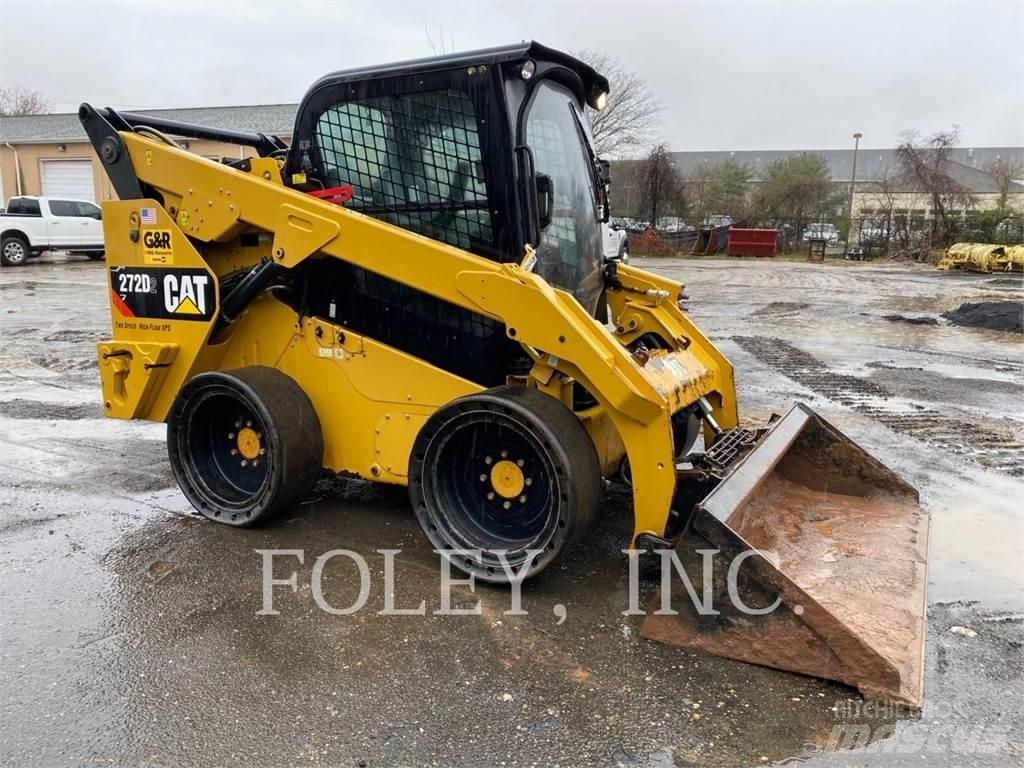 CAT 272D2 Kompaktlastare