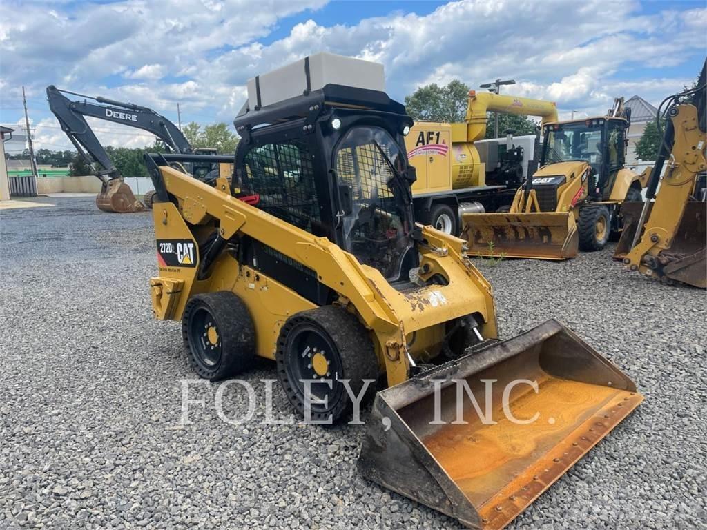 CAT 272D2 Kompaktlastare