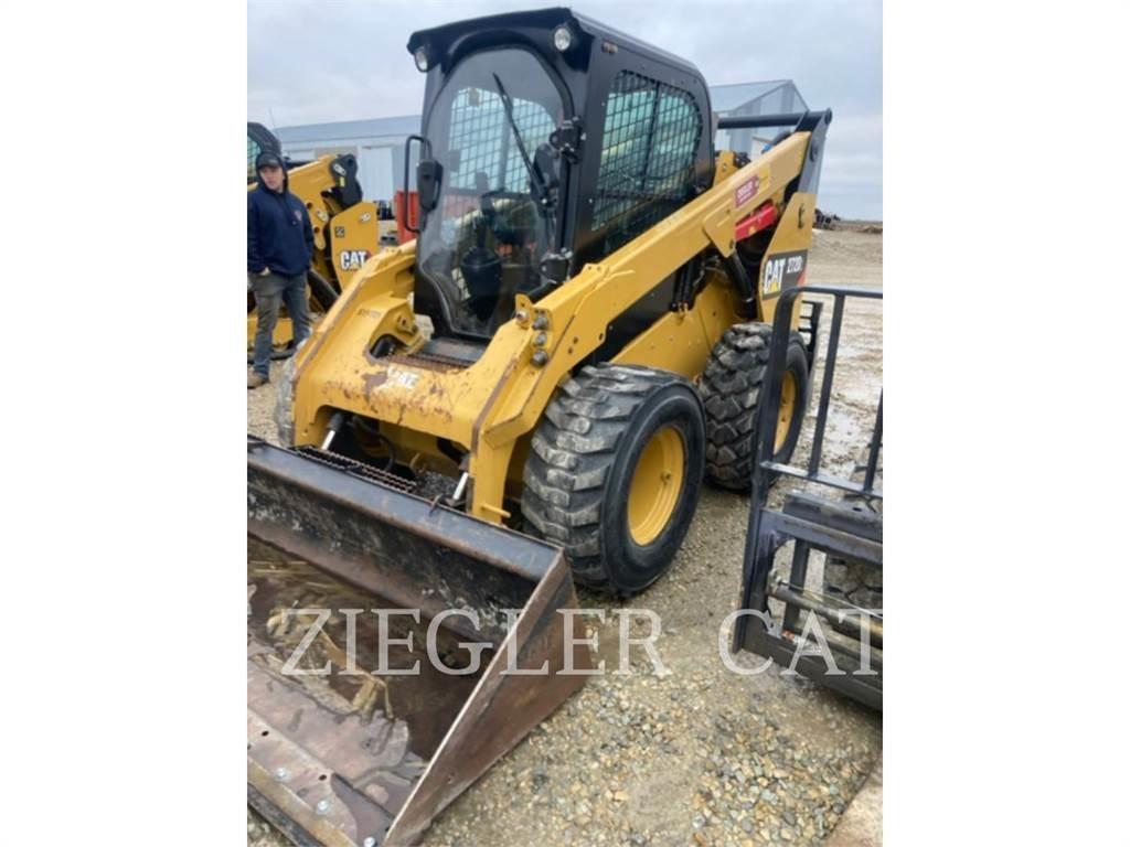 CAT 272D2 Kompaktlastare