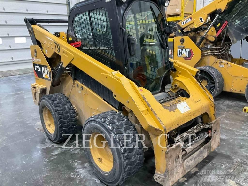 CAT 272D2 Kompaktlastare